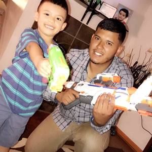 Meet your Posher, Jona